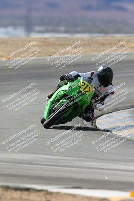 media/Feb-07-2025-CVMA Friday Practice (Fri) [[7034960ba2]]/2-Racer 2/Session 3 (Turn 8)/